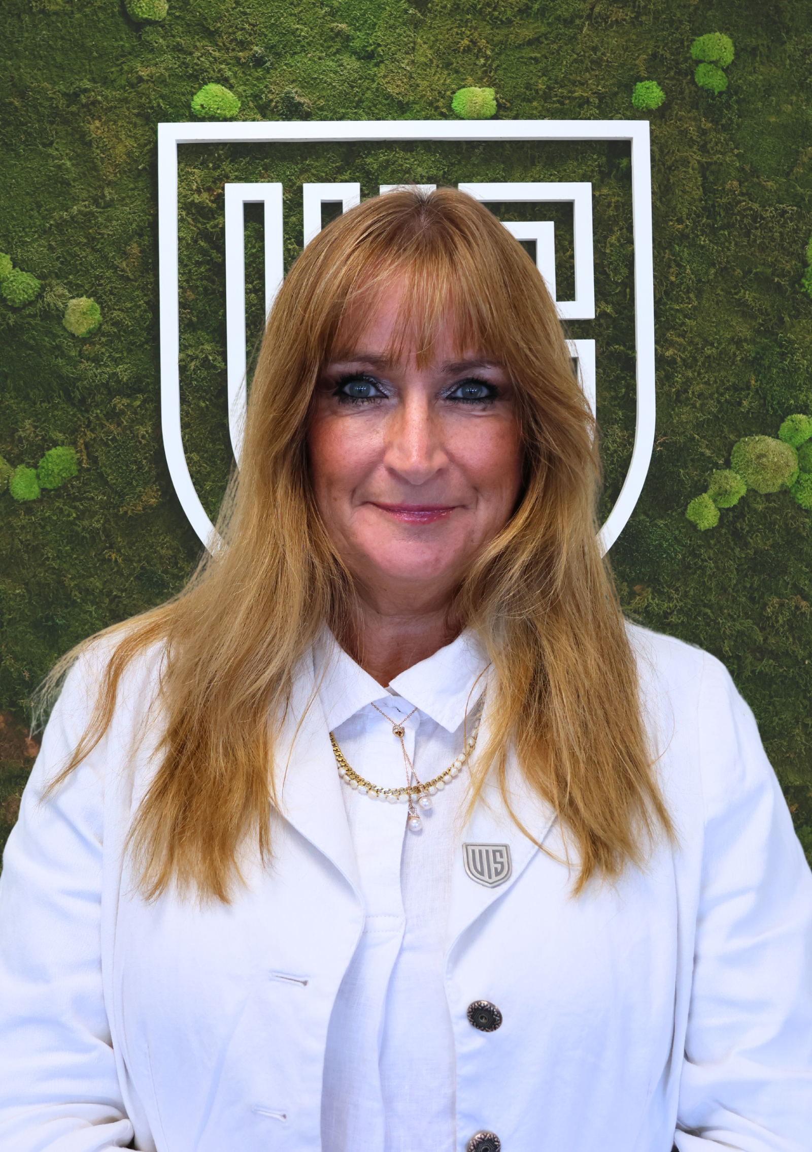 Vernus International School Principal